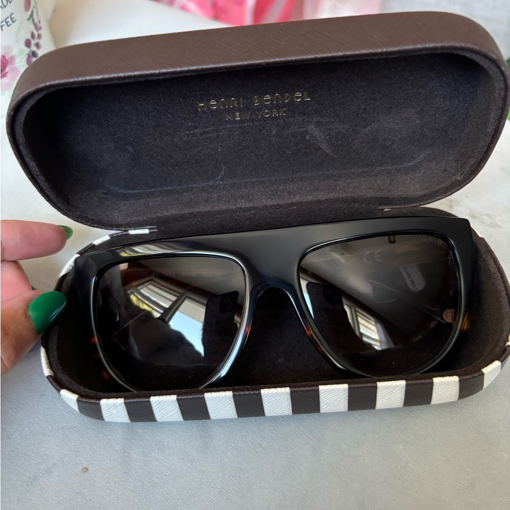 Henri Bendel sunglasses